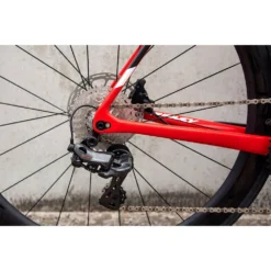 Ridley Helium SLX Disc Carbon Ultegra 2021 Road Bike 14 Ridley Helium SLX Disc Carbon Ultegra 2021 Road Bike -Deals Tough Road Bikes Store ridley helium slx disc carbon ultegra 2021 road bike 6