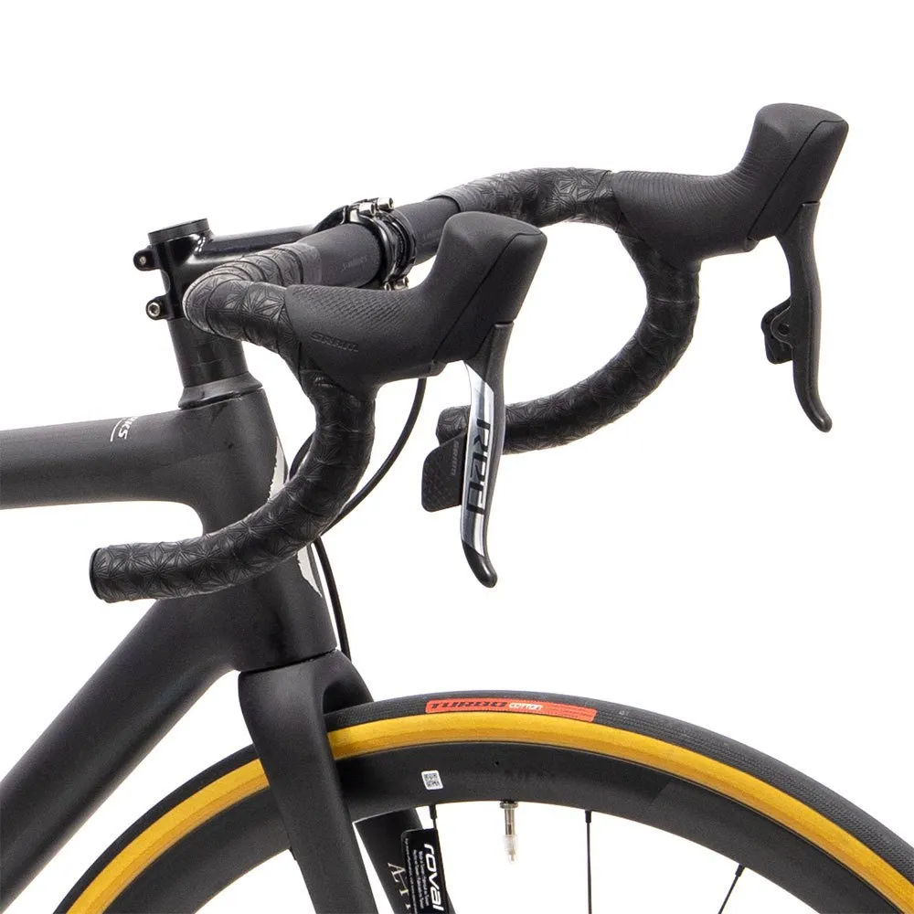 Specialized S-Works Aethos Red ETap AXS 2022 Road Bike 6 Specialized S-Works Aethos Red ETap AXS 2022 Road Bike - Image 6